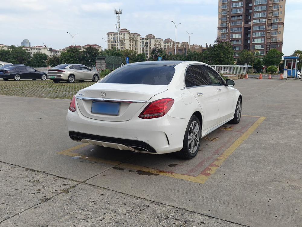 Mercedes-Benz Mercedes-Benz C-Class