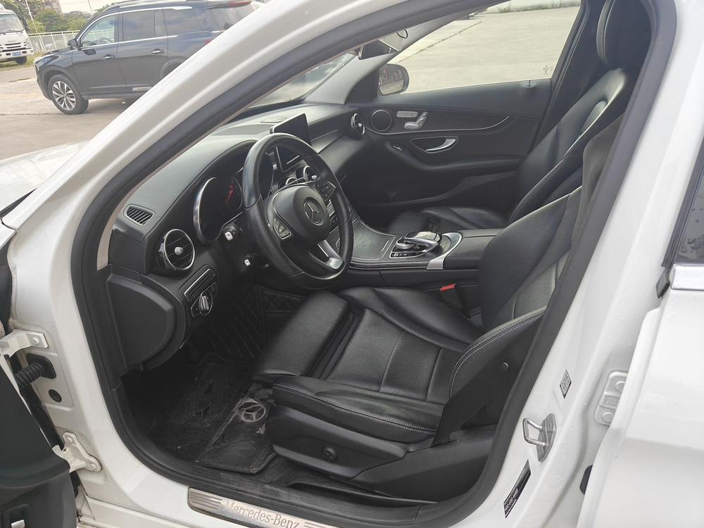 Mercedes-Benz Mercedes-Benz C-Class