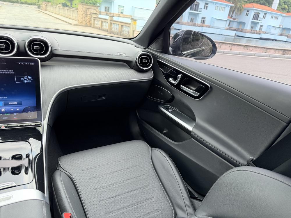 Mercedes-Benz Mercedes-Benz C-Class