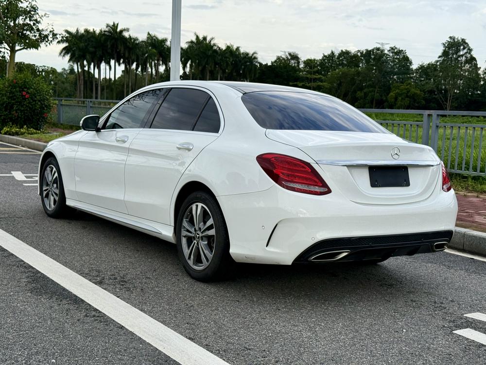 Mercedes-Benz Mercedes-Benz C-Class