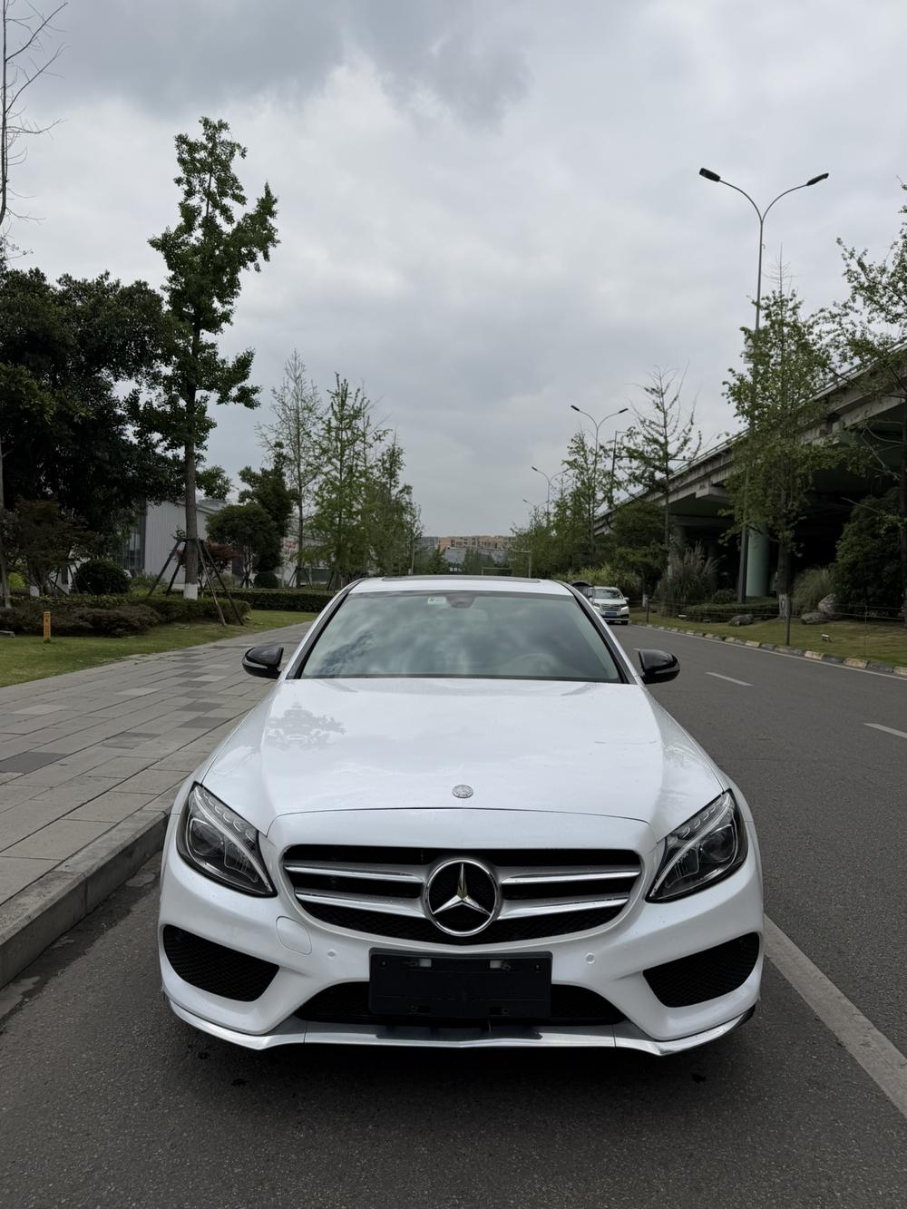 Mercedes-Benz Mercedes-Benz C-Class