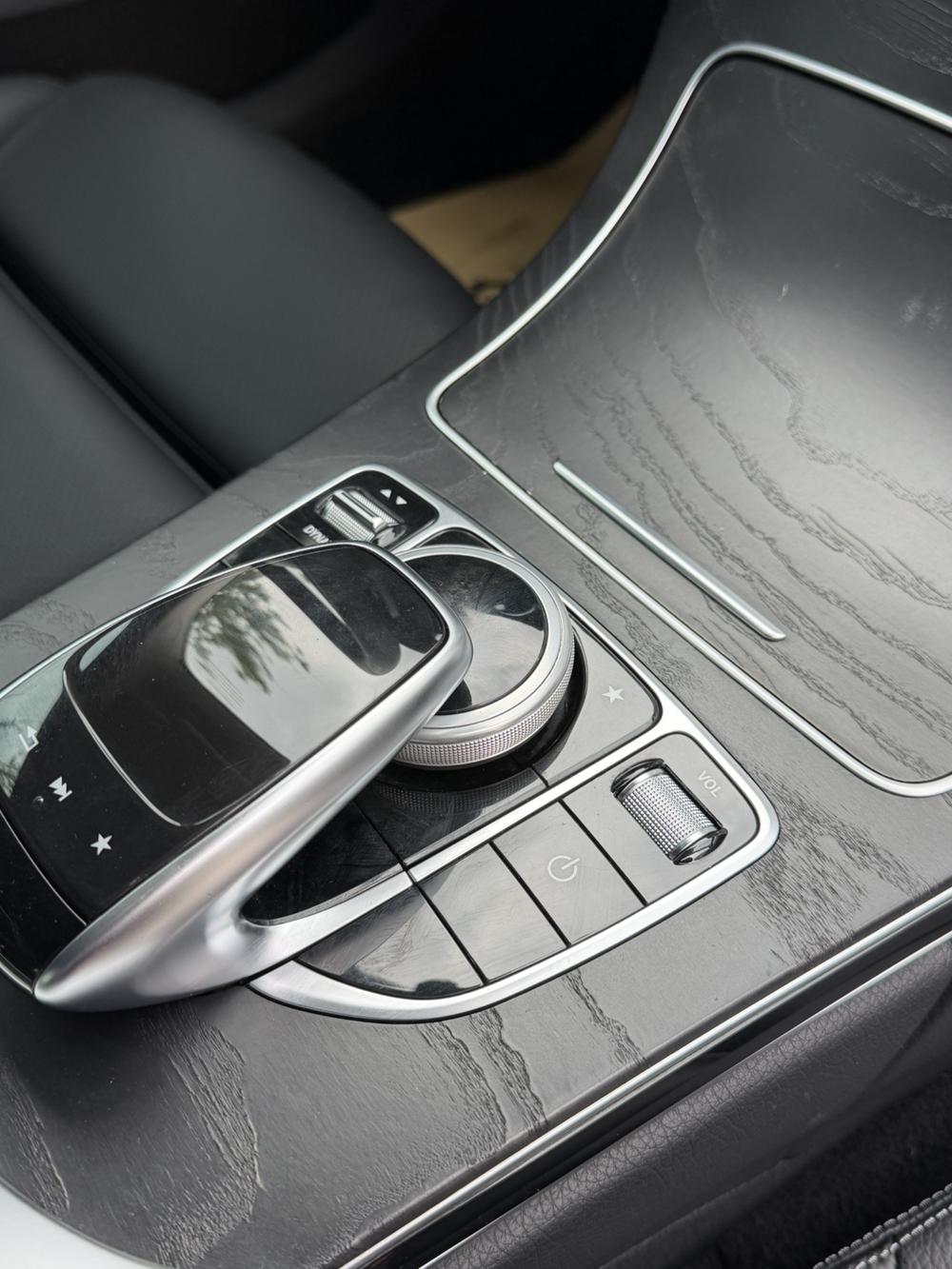 Mercedes-Benz Mercedes-Benz C-Class