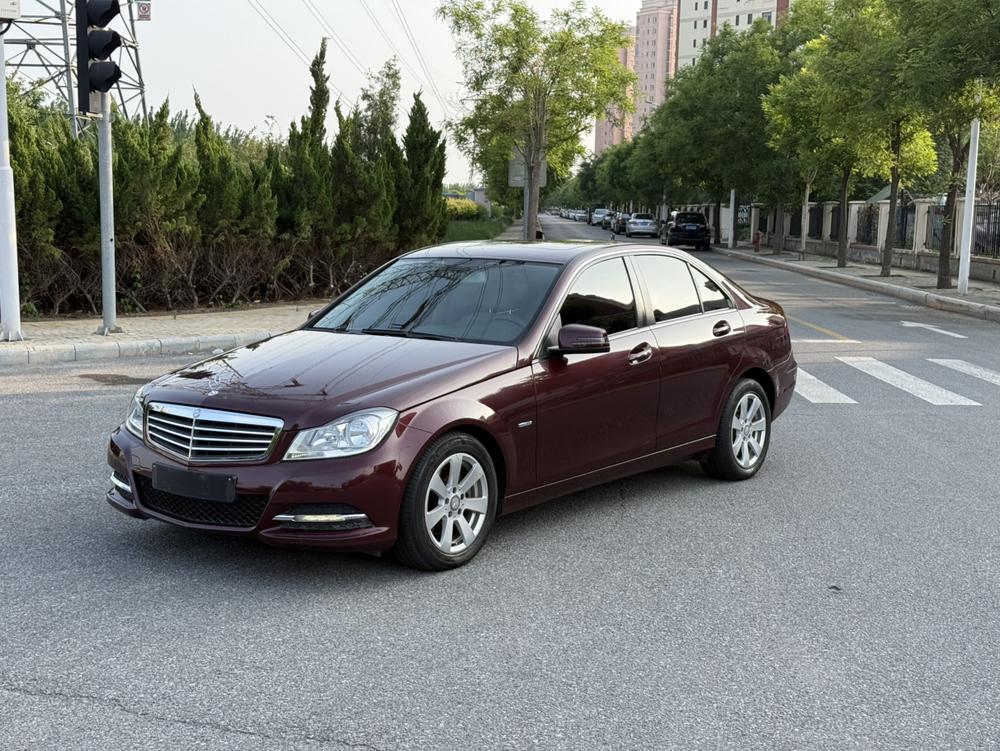 Mercedes-Benz Mercedes-Benz C-Class