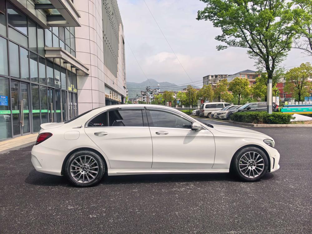Mercedes-Benz Mercedes-Benz C-Class
