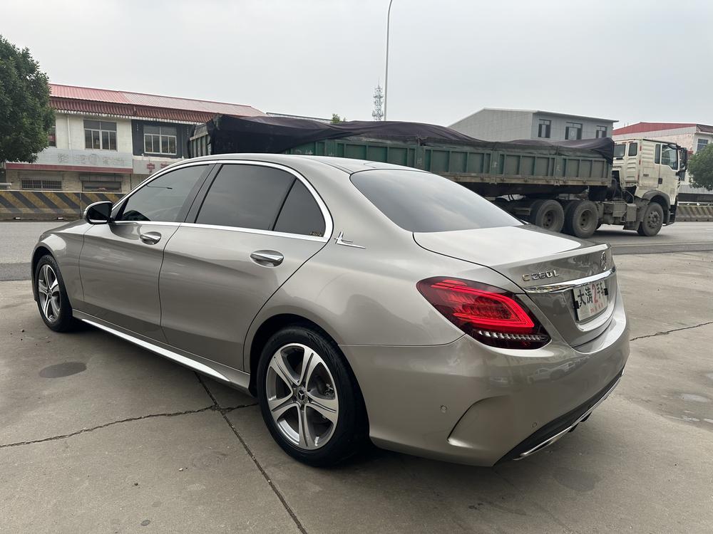 Mercedes-Benz Mercedes-Benz C-Class