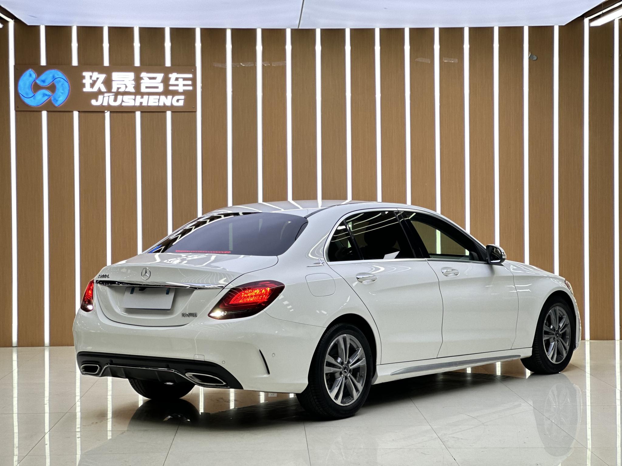 Mercedes-Benz Mercedes-Benz C-Class