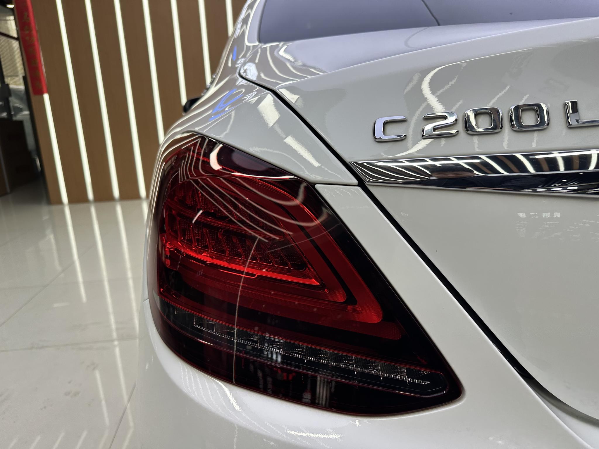 Mercedes-Benz Mercedes-Benz C-Class