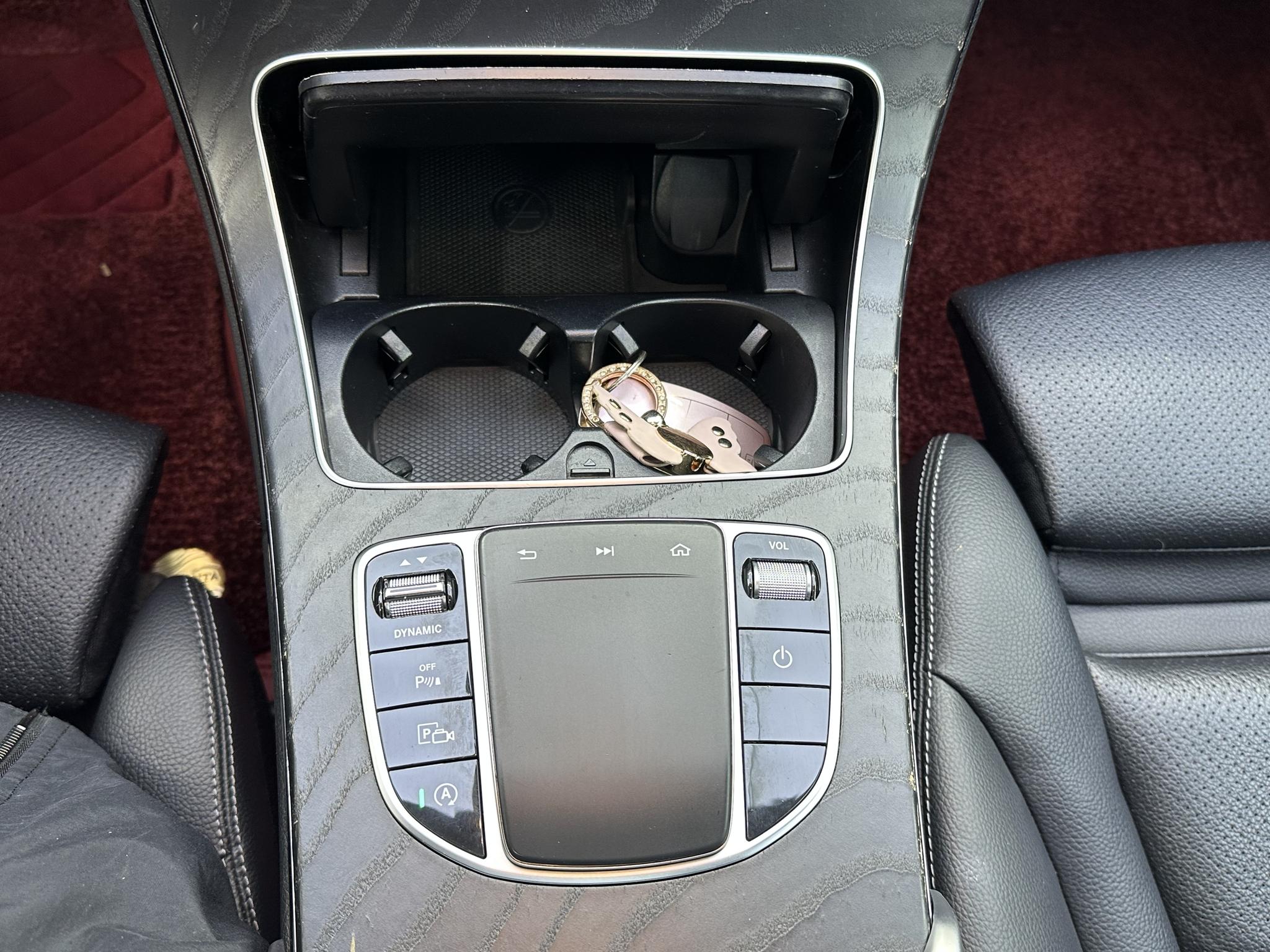 Mercedes-Benz Mercedes-Benz C-Class