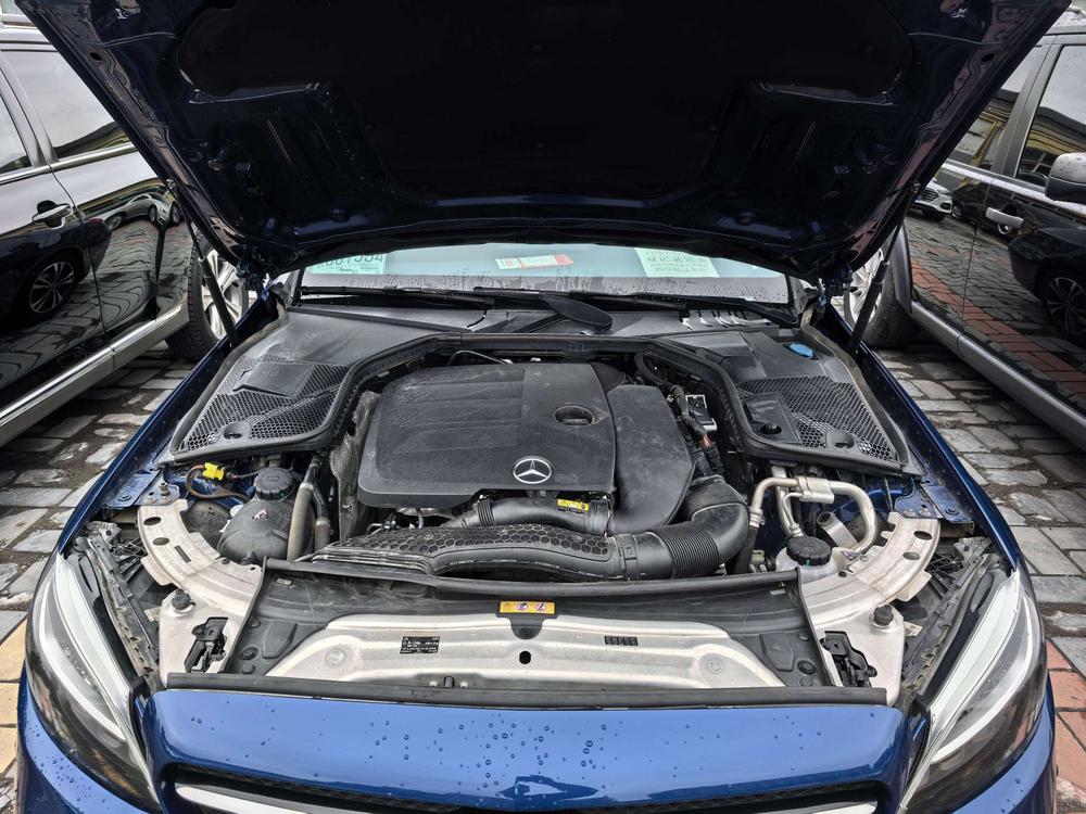 Mercedes-Benz Mercedes-Benz C-Class