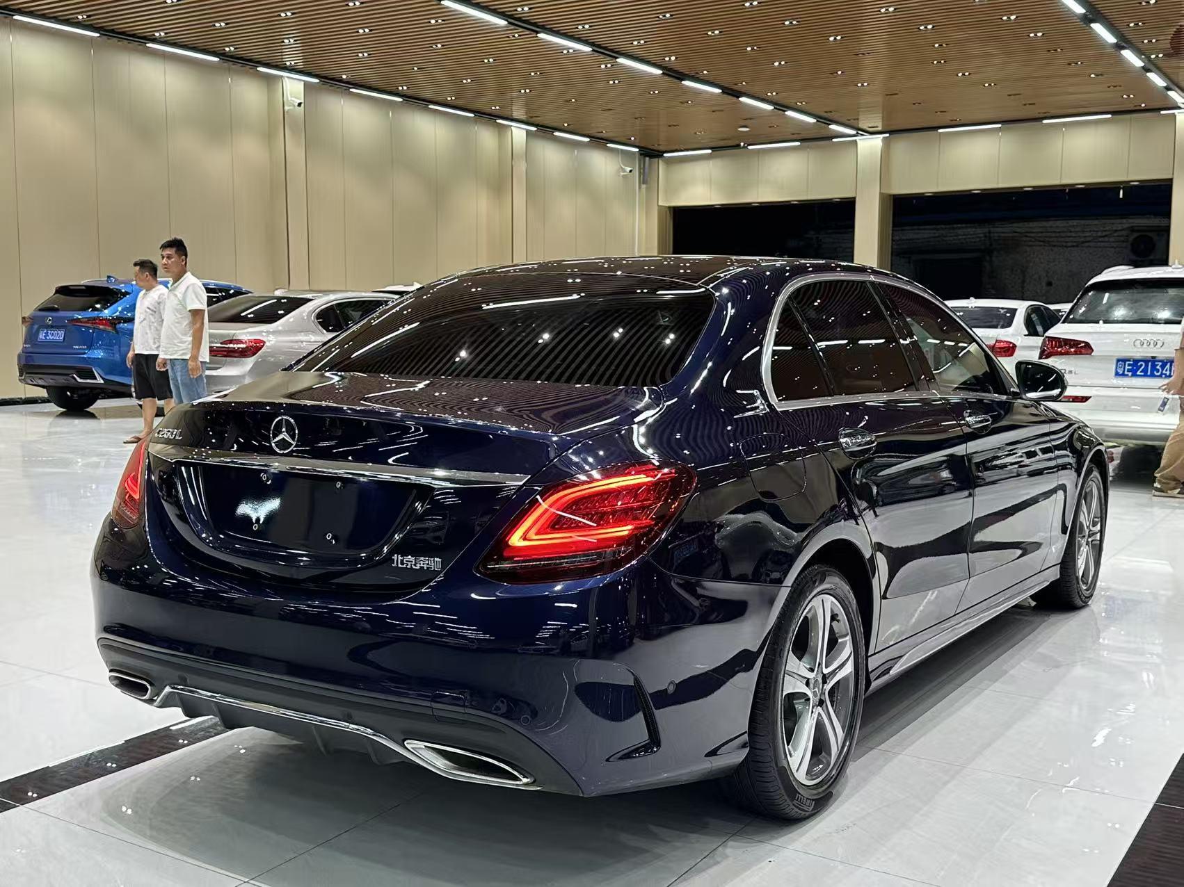 Mercedes-Benz Mercedes-Benz C-Class