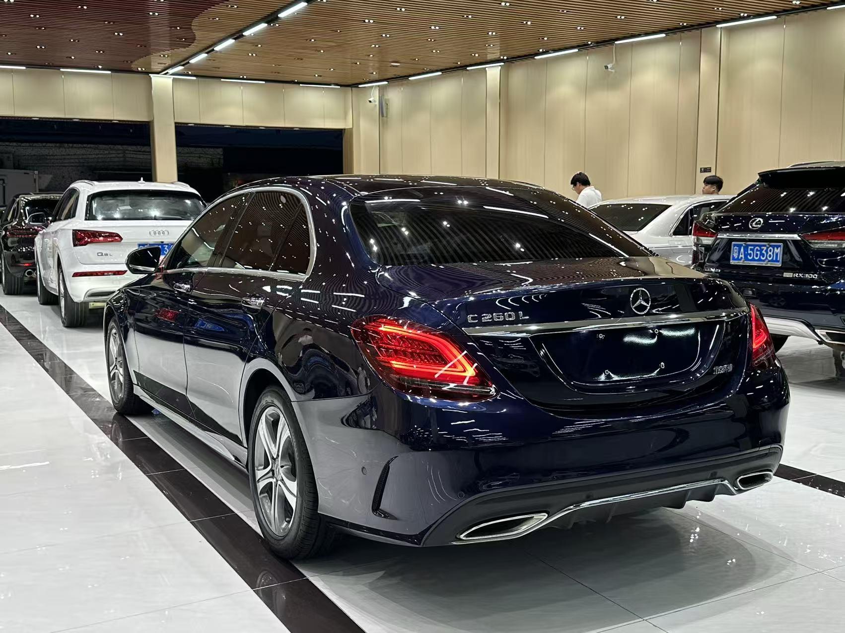 Mercedes-Benz Mercedes-Benz C-Class