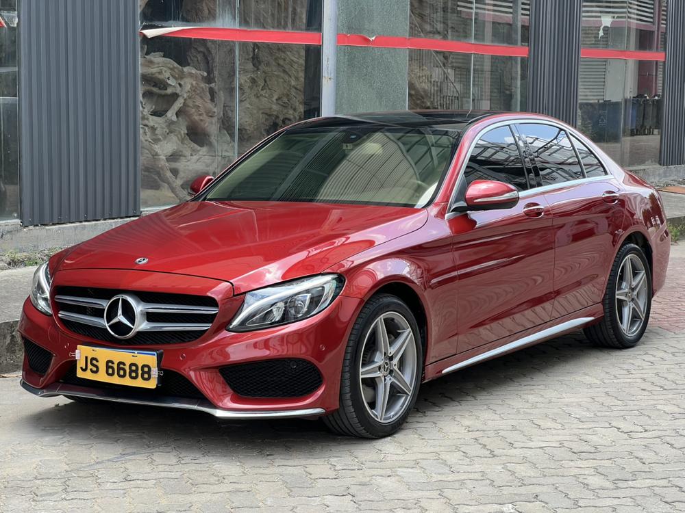 Mercedes-Benz Mercedes-Benz C-Class