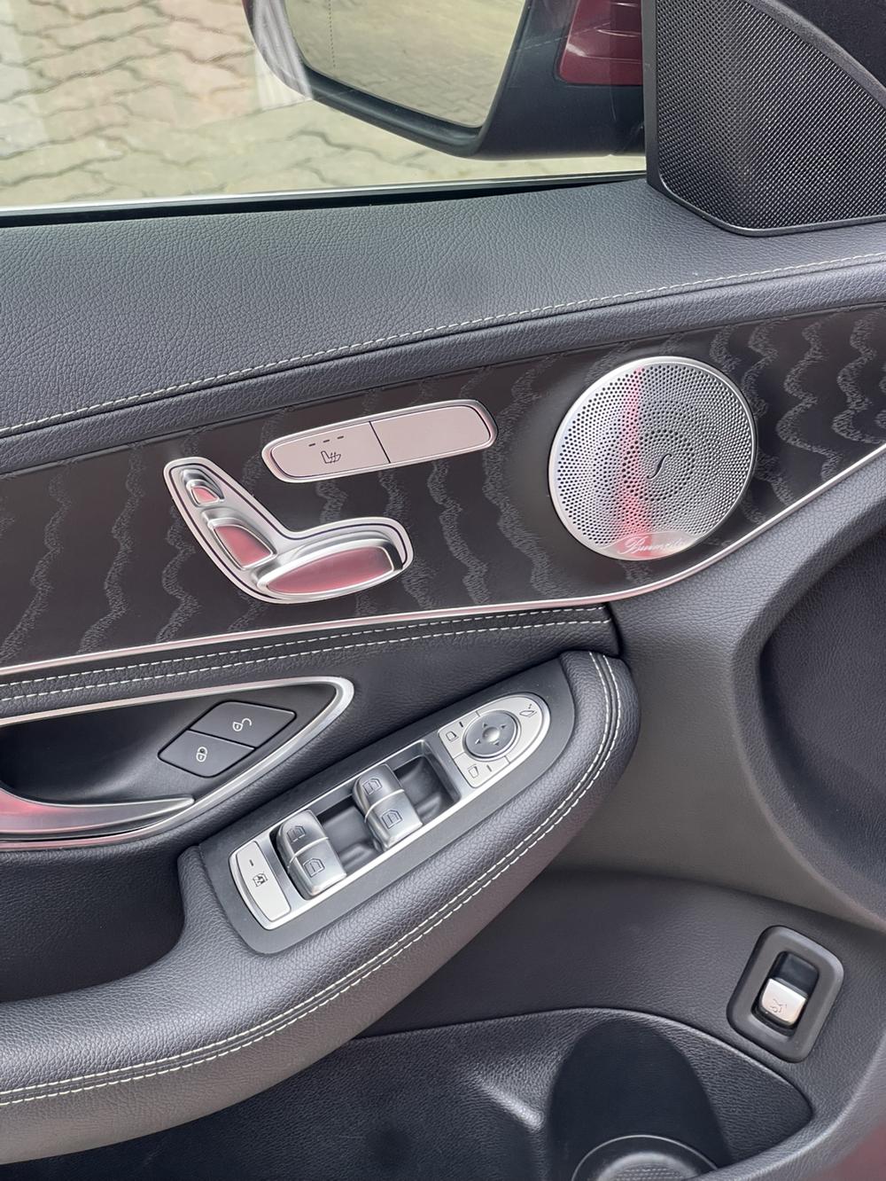 Mercedes-Benz Mercedes-Benz C-Class