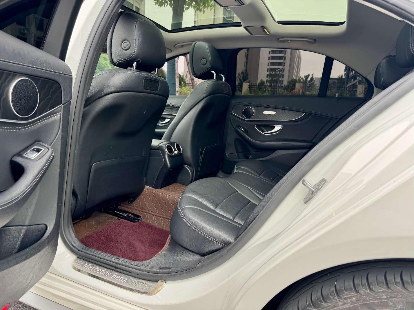 Mercedes-Benz Mercedes-Benz C-Class