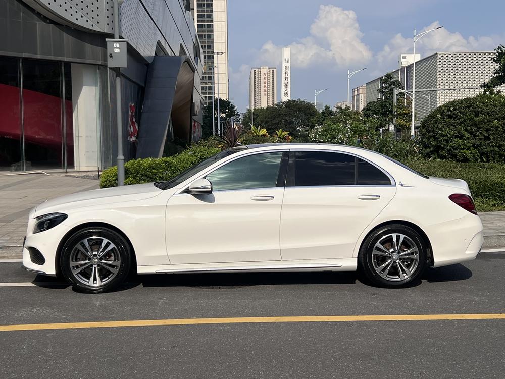 Mercedes-Benz Mercedes-Benz C-Class