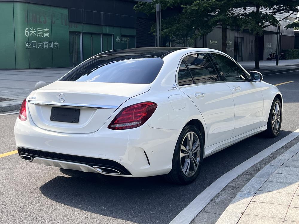Mercedes-Benz Mercedes-Benz C-Class