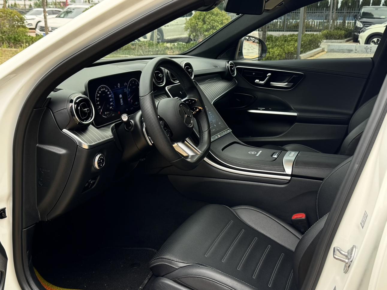 Mercedes-Benz Mercedes-Benz C-Class