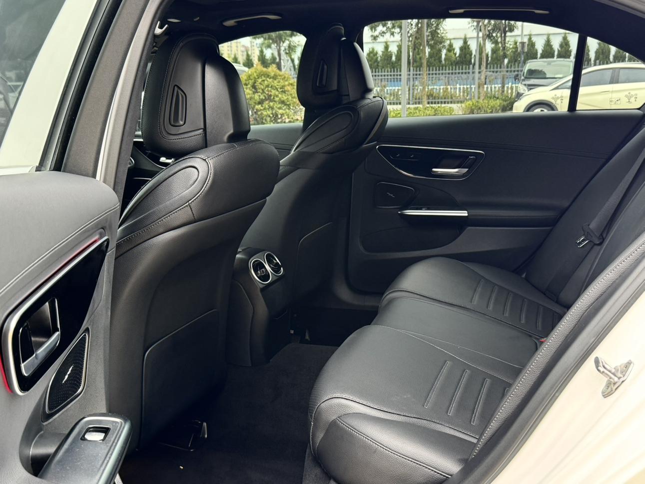 Mercedes-Benz Mercedes-Benz C-Class