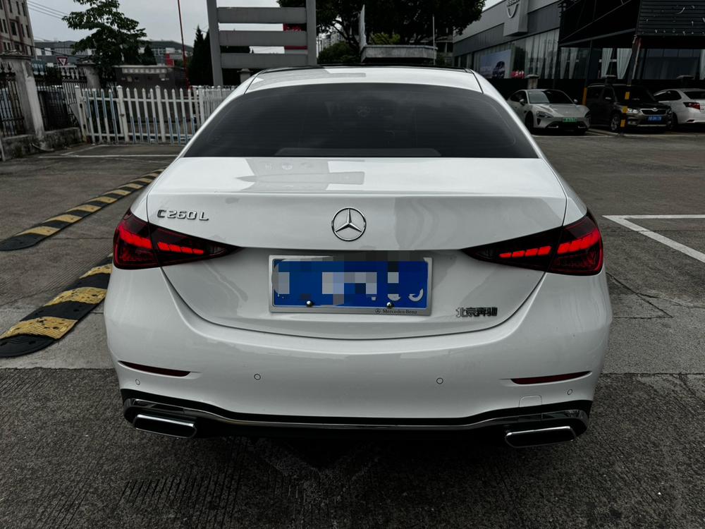 Mercedes-Benz Mercedes-Benz C-Class