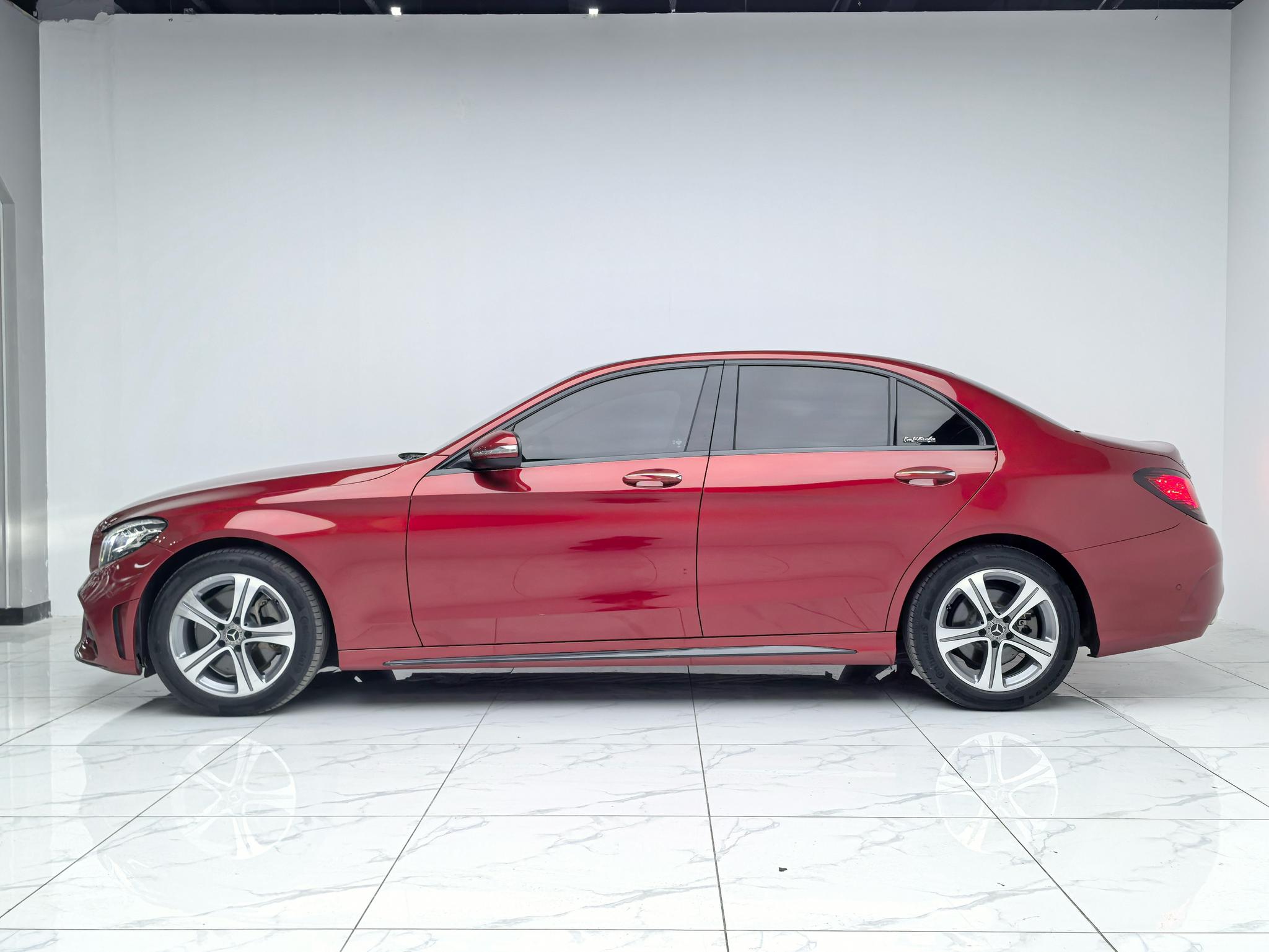 Mercedes-Benz Mercedes-Benz C-Class