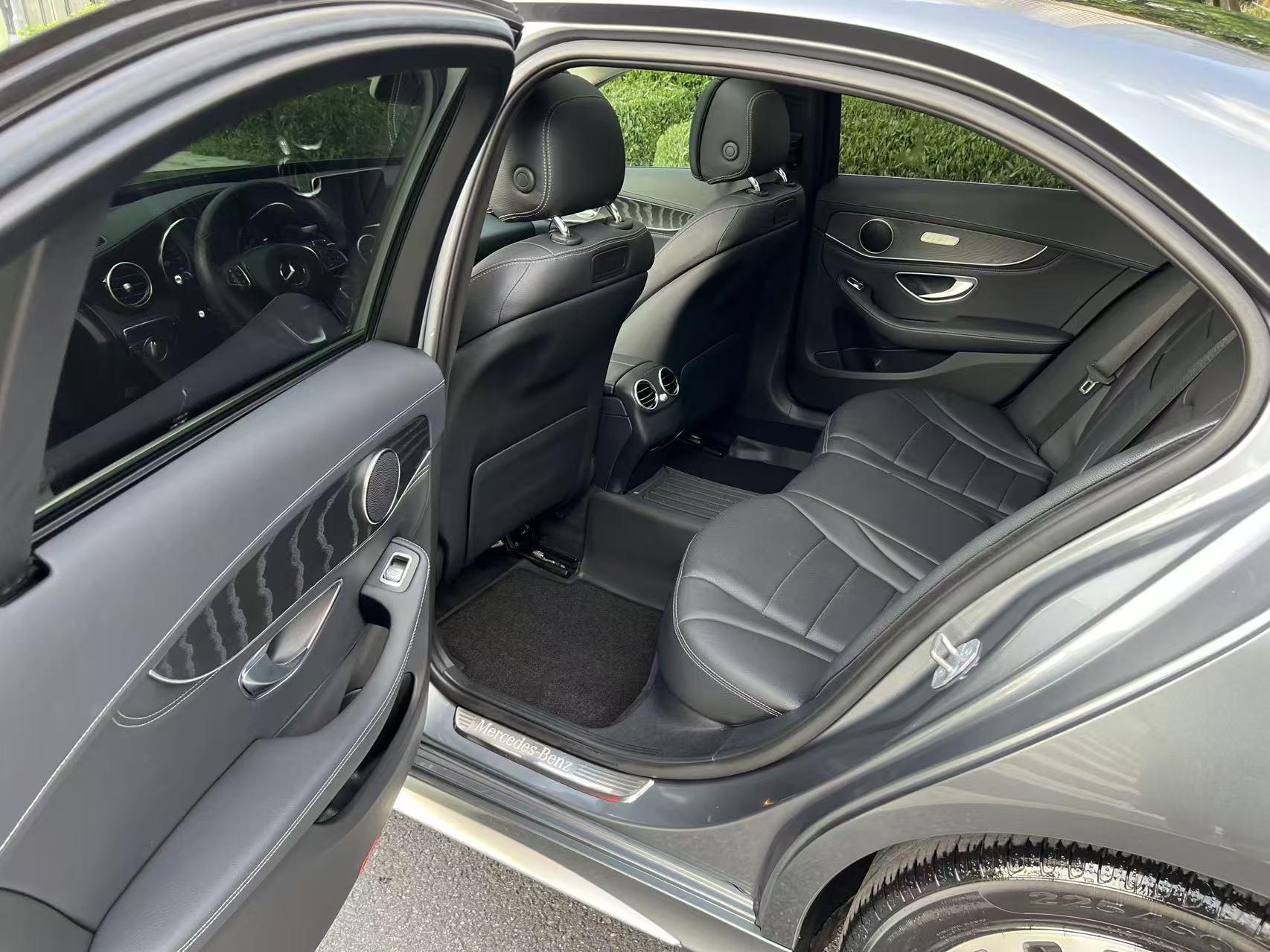 Mercedes-Benz Mercedes-Benz C-Class