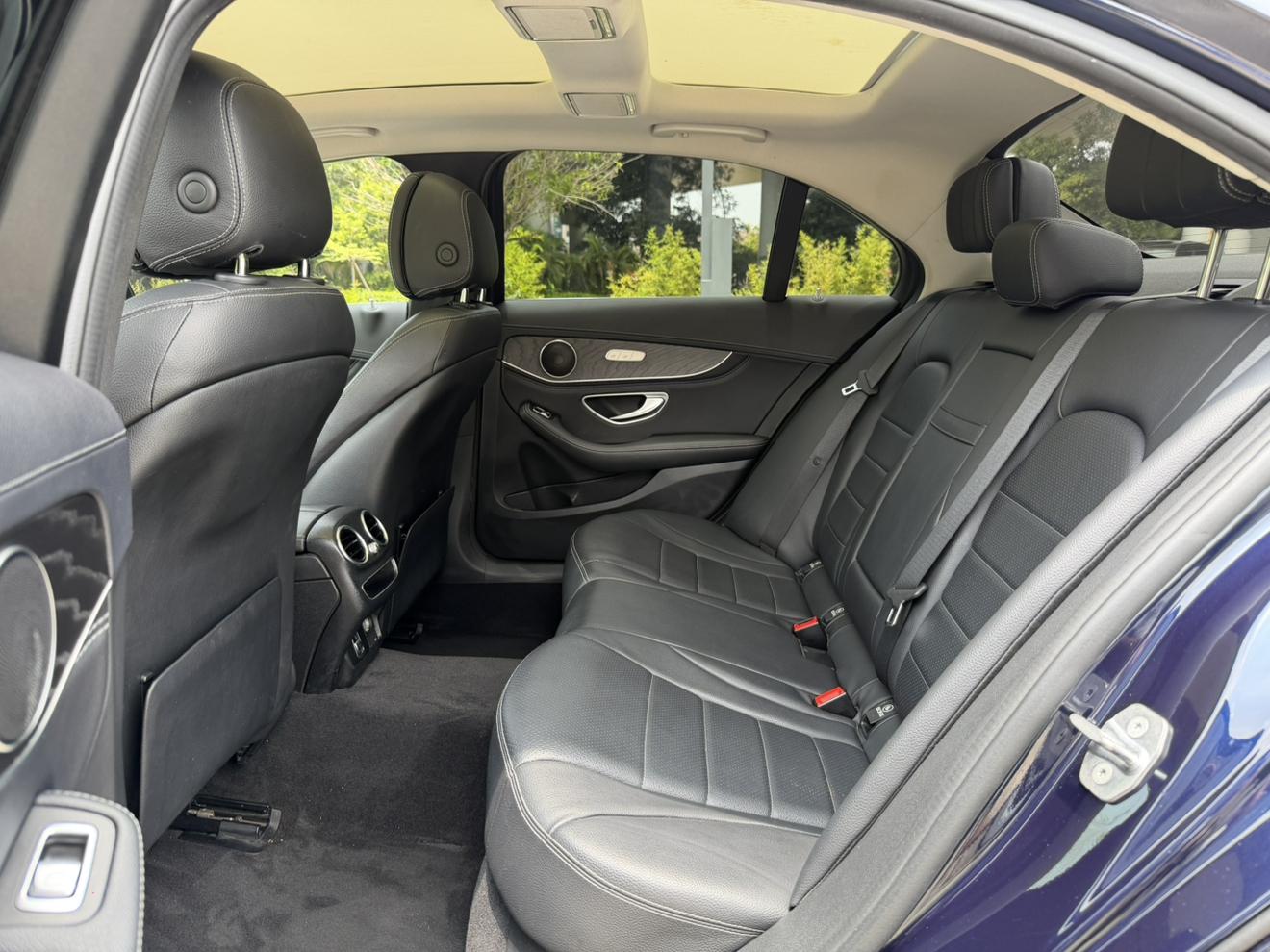 Mercedes-Benz Mercedes-Benz C-Class