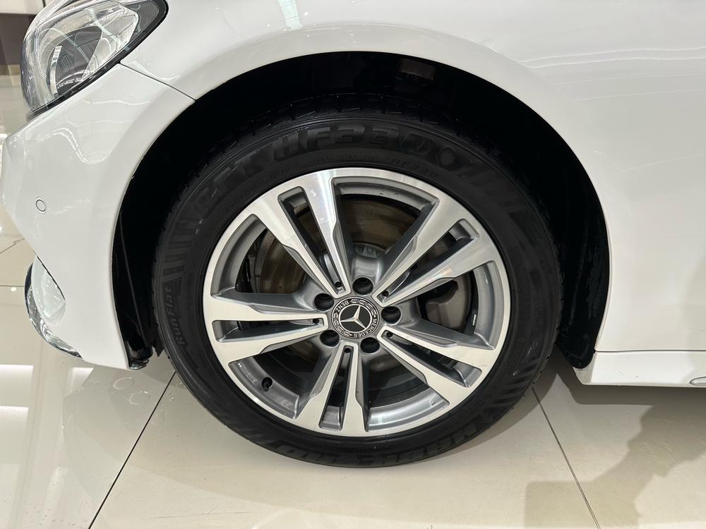 Mercedes-Benz Mercedes-Benz C-Class