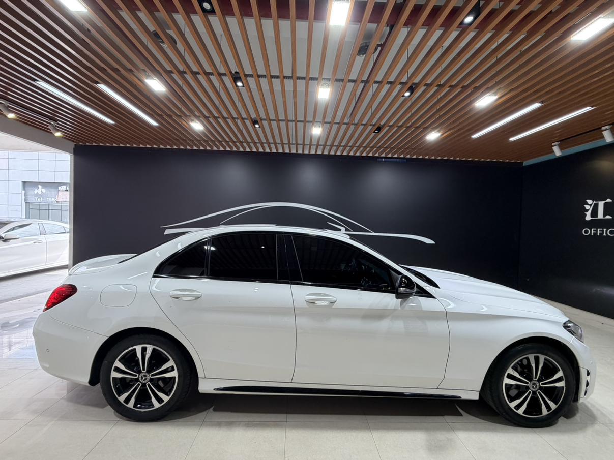 Mercedes-Benz Mercedes-Benz C-Class