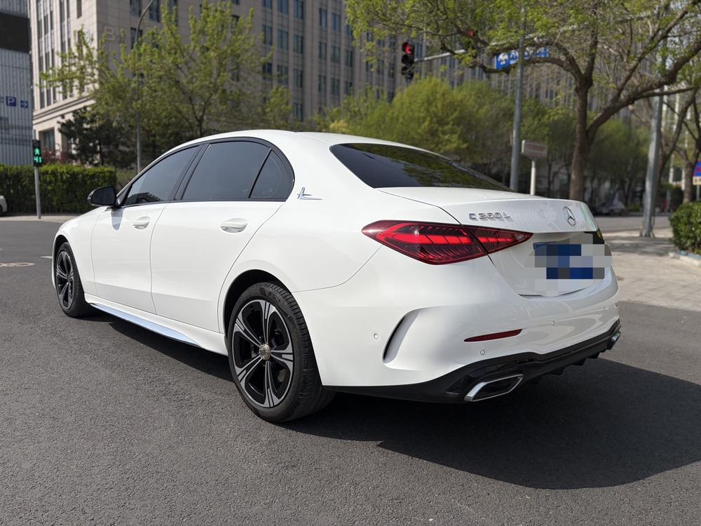Mercedes-Benz Mercedes-Benz C-Class