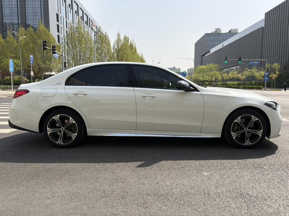 Mercedes-Benz Mercedes-Benz C-Class