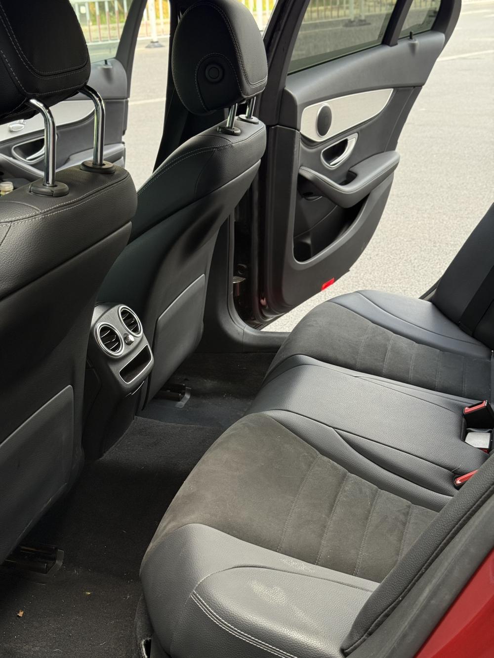 Mercedes-Benz Mercedes-Benz C-Class