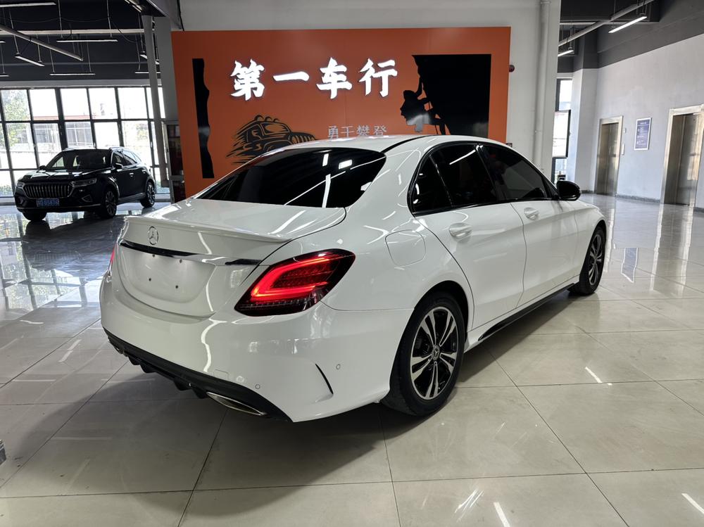 Mercedes-Benz Mercedes-Benz C-Class