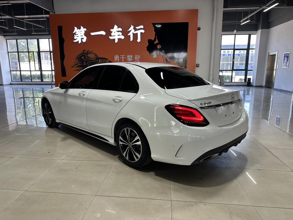 Mercedes-Benz Mercedes-Benz C-Class