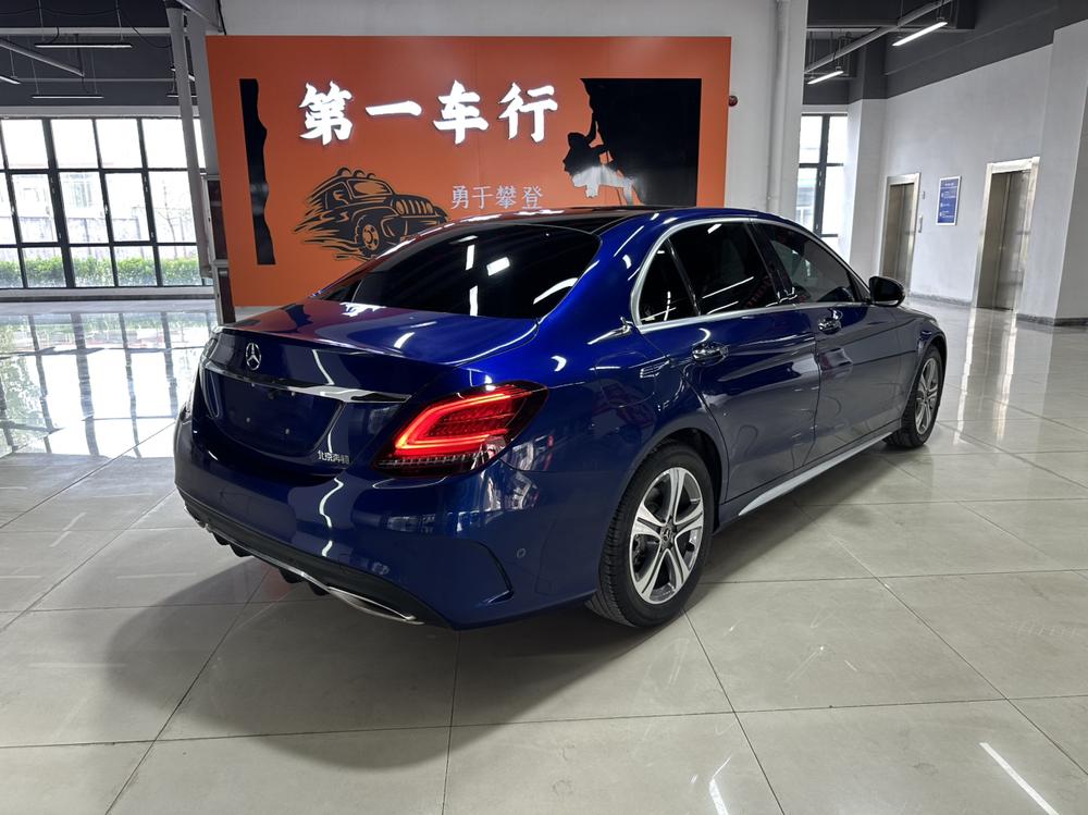 Mercedes-Benz Mercedes-Benz C-Class
