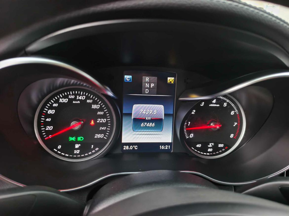 Mercedes-Benz Mercedes-Benz C-Class