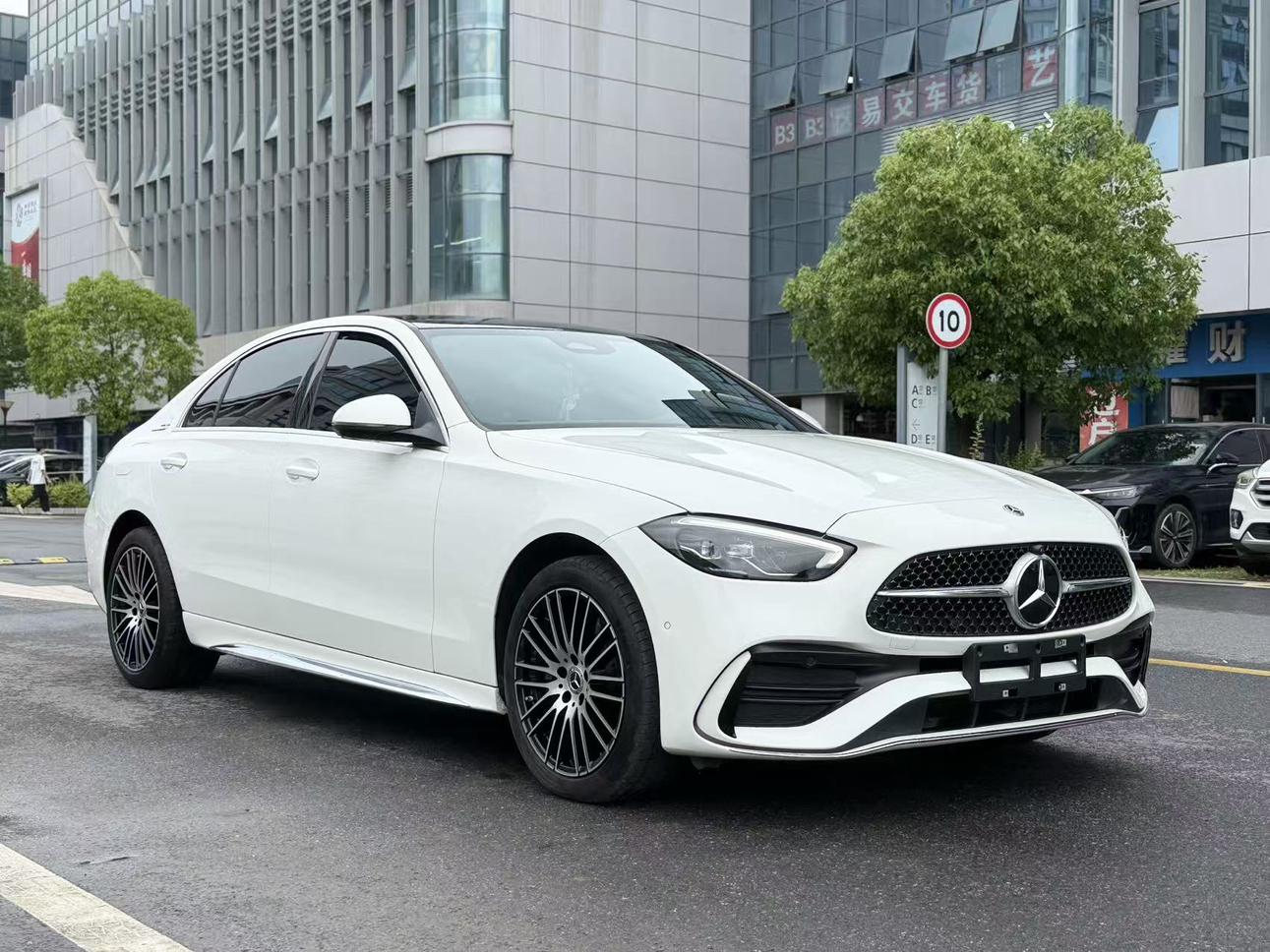 Mercedes-Benz Mercedes-Benz C-Class