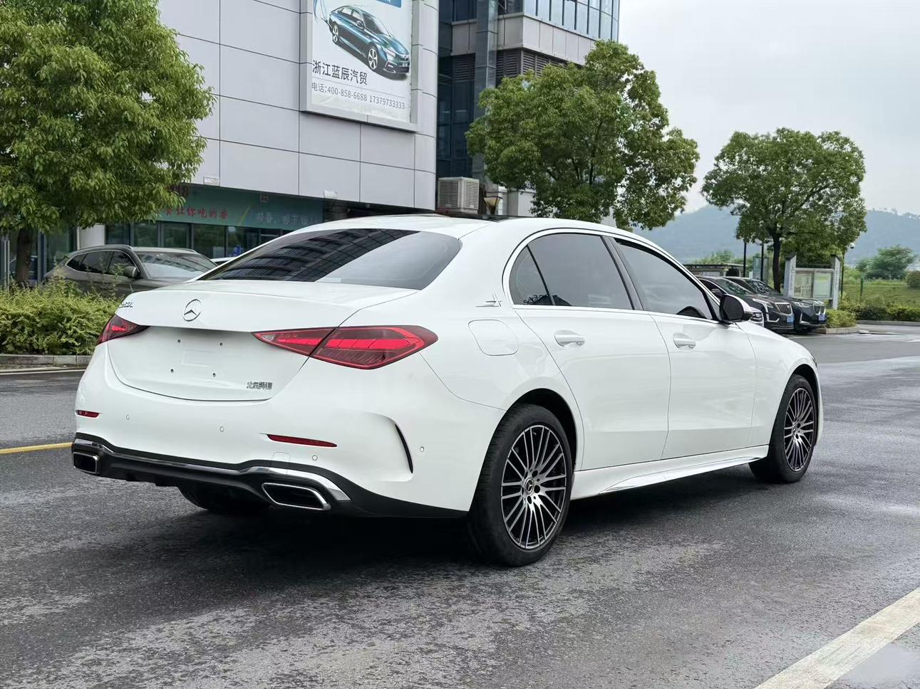 Mercedes-Benz Mercedes-Benz C-Class
