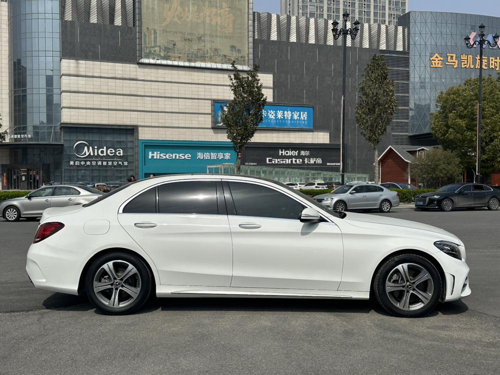 Mercedes-Benz Mercedes-Benz C-Class