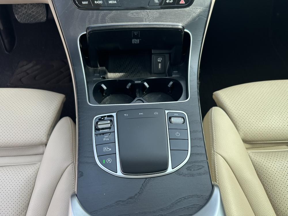 Mercedes-Benz Mercedes-Benz C-Class