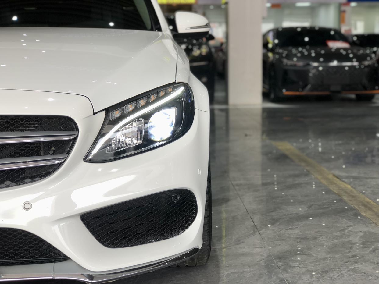 Mercedes-Benz Mercedes-Benz C-Class