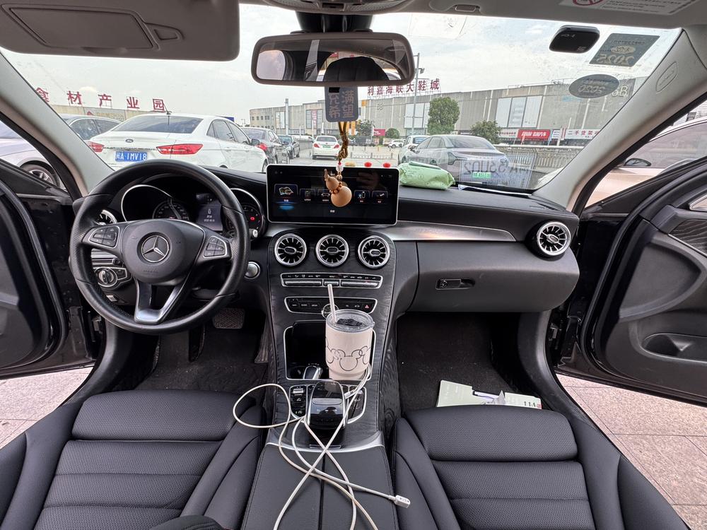 Mercedes-Benz Mercedes-Benz C-Class