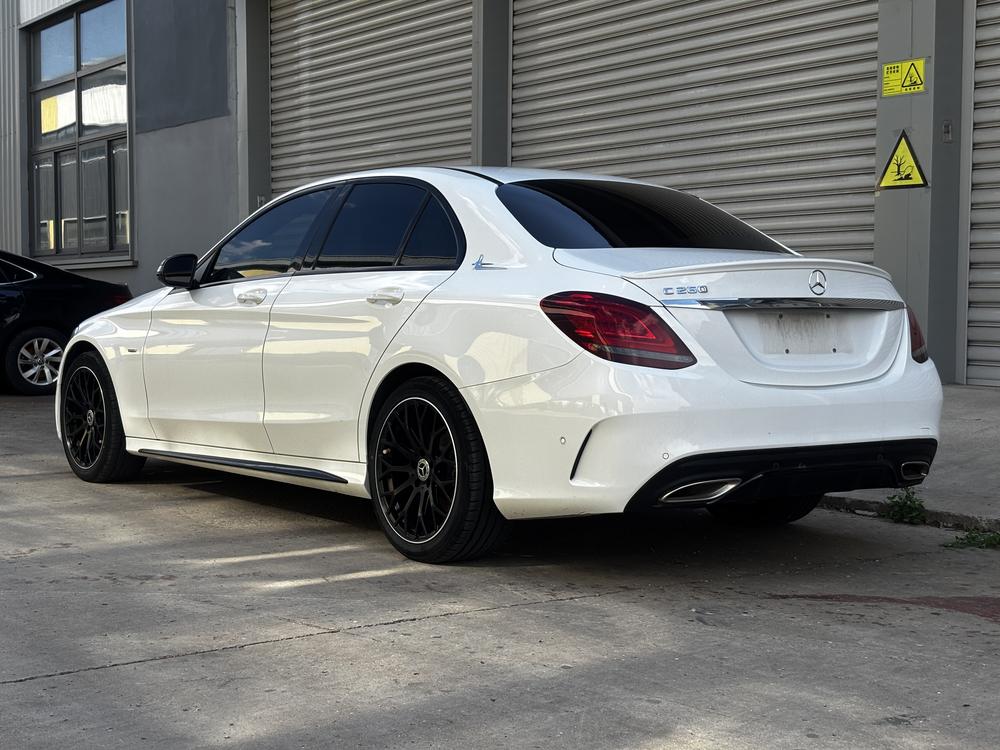 Mercedes-Benz Mercedes-Benz C-Class
