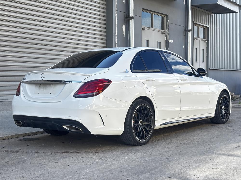Mercedes-Benz Mercedes-Benz C-Class