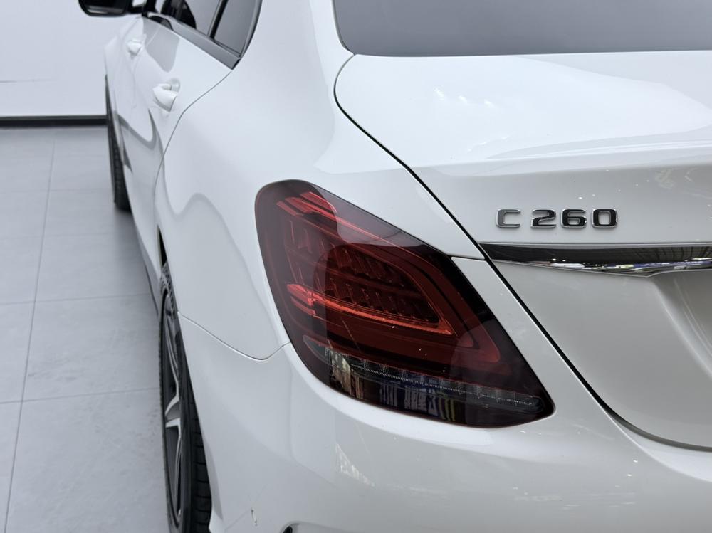 Mercedes-Benz Mercedes-Benz C-Class