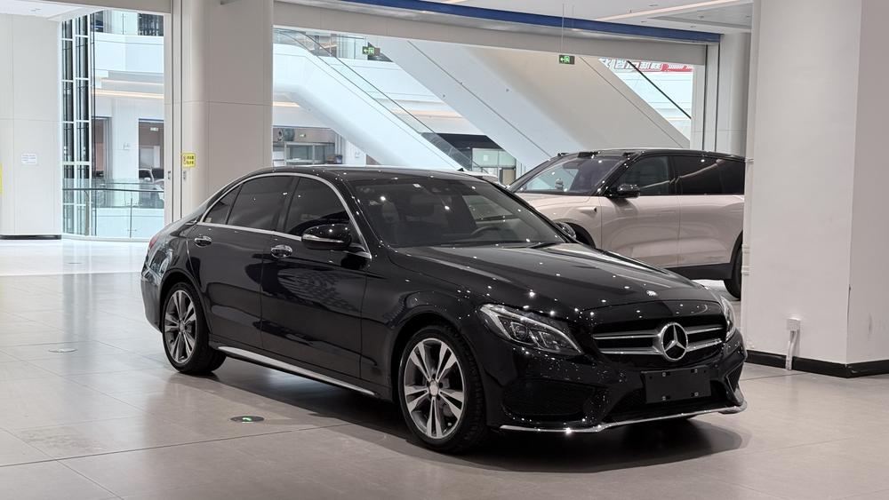 Mercedes-Benz Mercedes-Benz C-Class