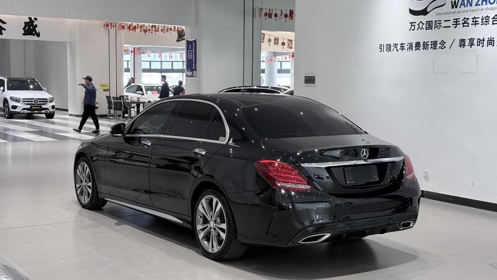Mercedes-Benz Mercedes-Benz C-Class