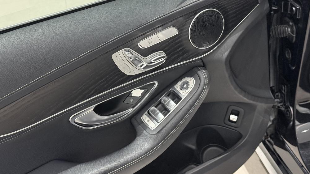 Mercedes-Benz Mercedes-Benz C-Class