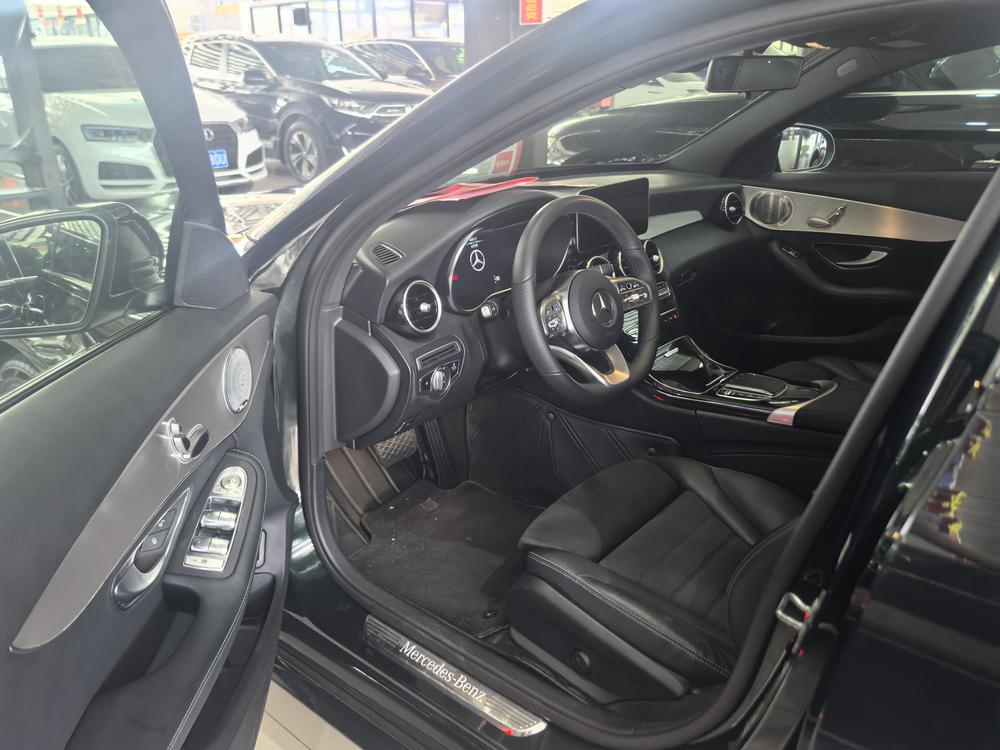 Mercedes-Benz Mercedes-Benz C-Class