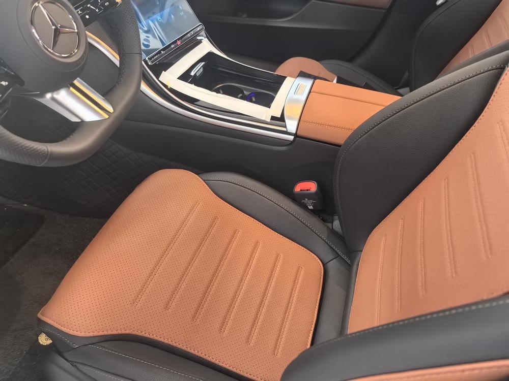 Mercedes-Benz Mercedes-Benz C-Class
