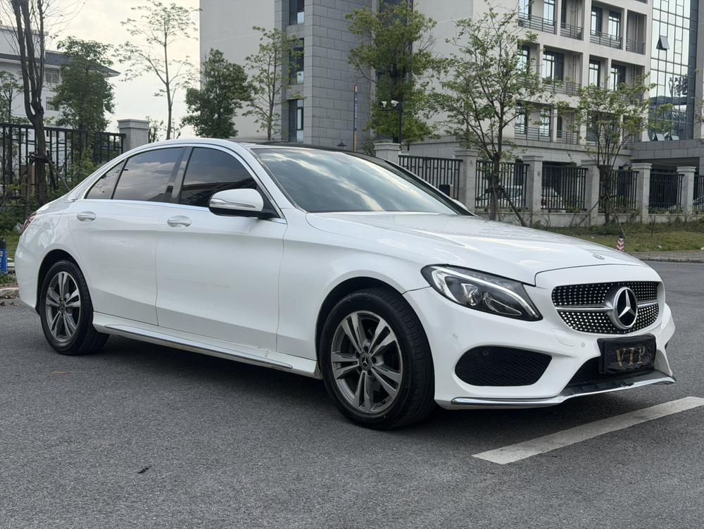 Mercedes-Benz Mercedes-Benz C-Class